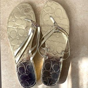 Coach Flip Flops - gold